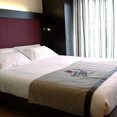 Quality - Portes De Geneve Szálloda 4*