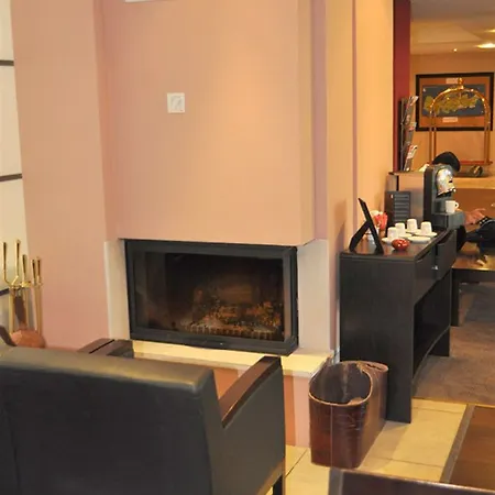 Hotel Quality - Portes De Geneve 4*
